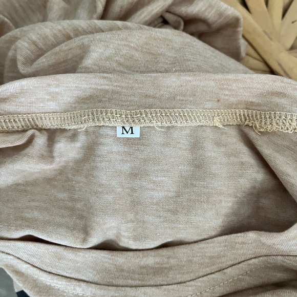 Lillicloth Tee - Picture 3 of 7